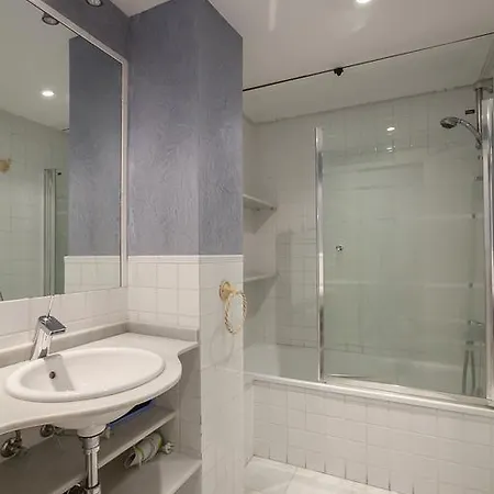 Bonito Piso Junto Al Rio Appartamento